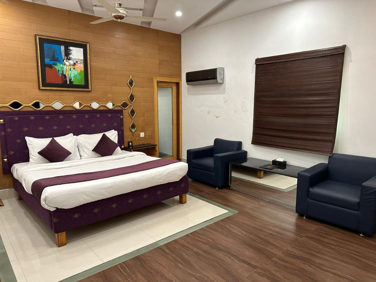 Lawrence View Hotel, Лахор Экстерьер фото