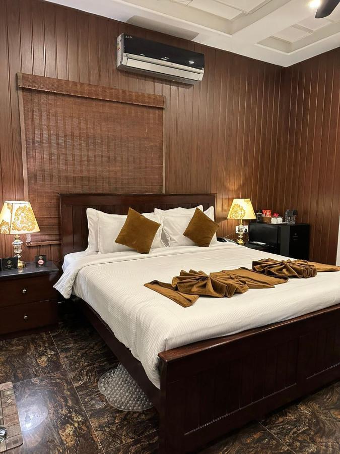 Lawrence View Hotel, Лахор Экстерьер фото