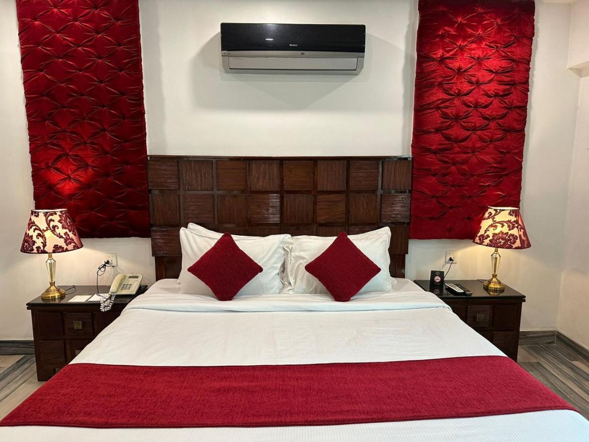 Lawrence View Hotel, Лахор Экстерьер фото